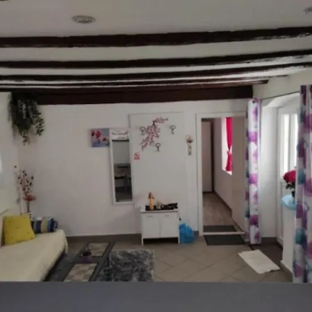 Apartment Abella